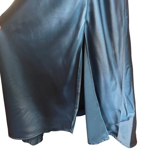 a new day jewel sapphire blue satin midi skirt women's medium - Picture 10 of 12